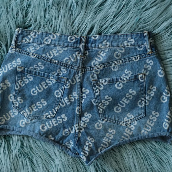 Guess Shorts - Picture 3 of 4